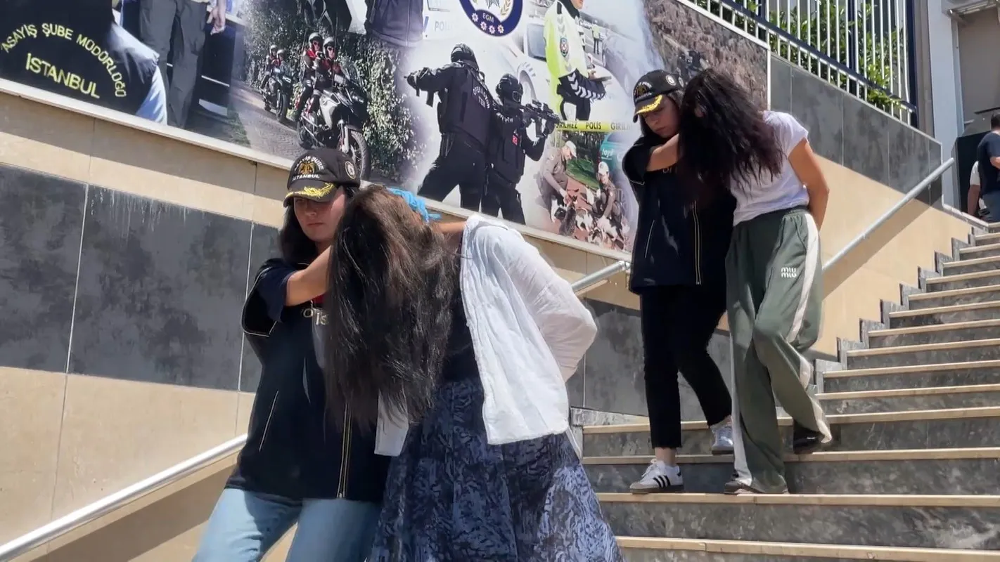 Etiler’de hırsızlık turuna çıkan üç kadın yakalandı