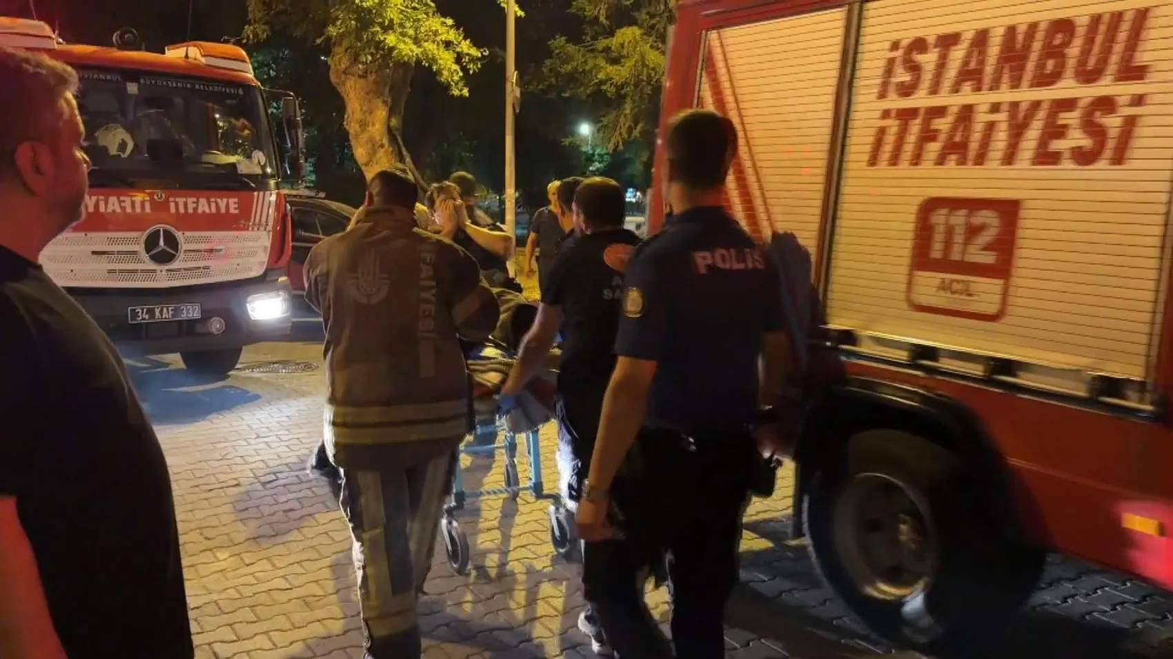 Fatih’te gece yarısı yangını