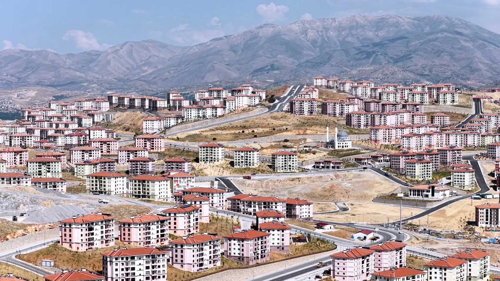 Bakan Kurum sosyal konut projelerindeki güncel tabloyu paylaştı