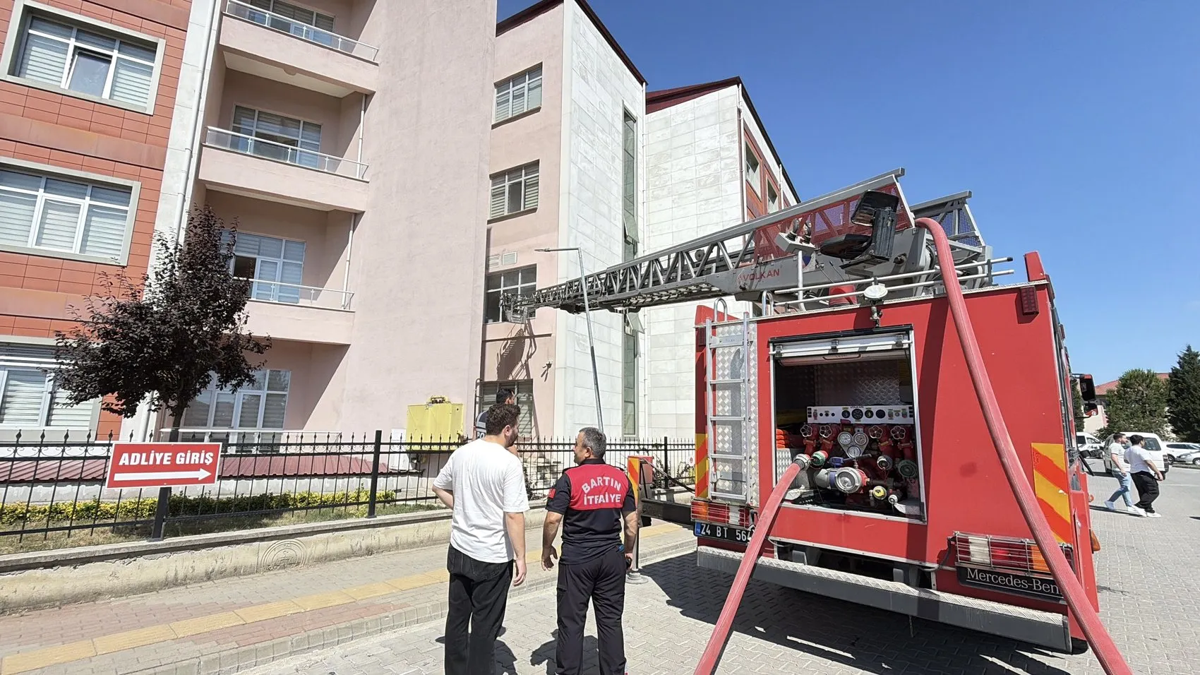 Bartın Adliyesi mutfağında korkutan yangın