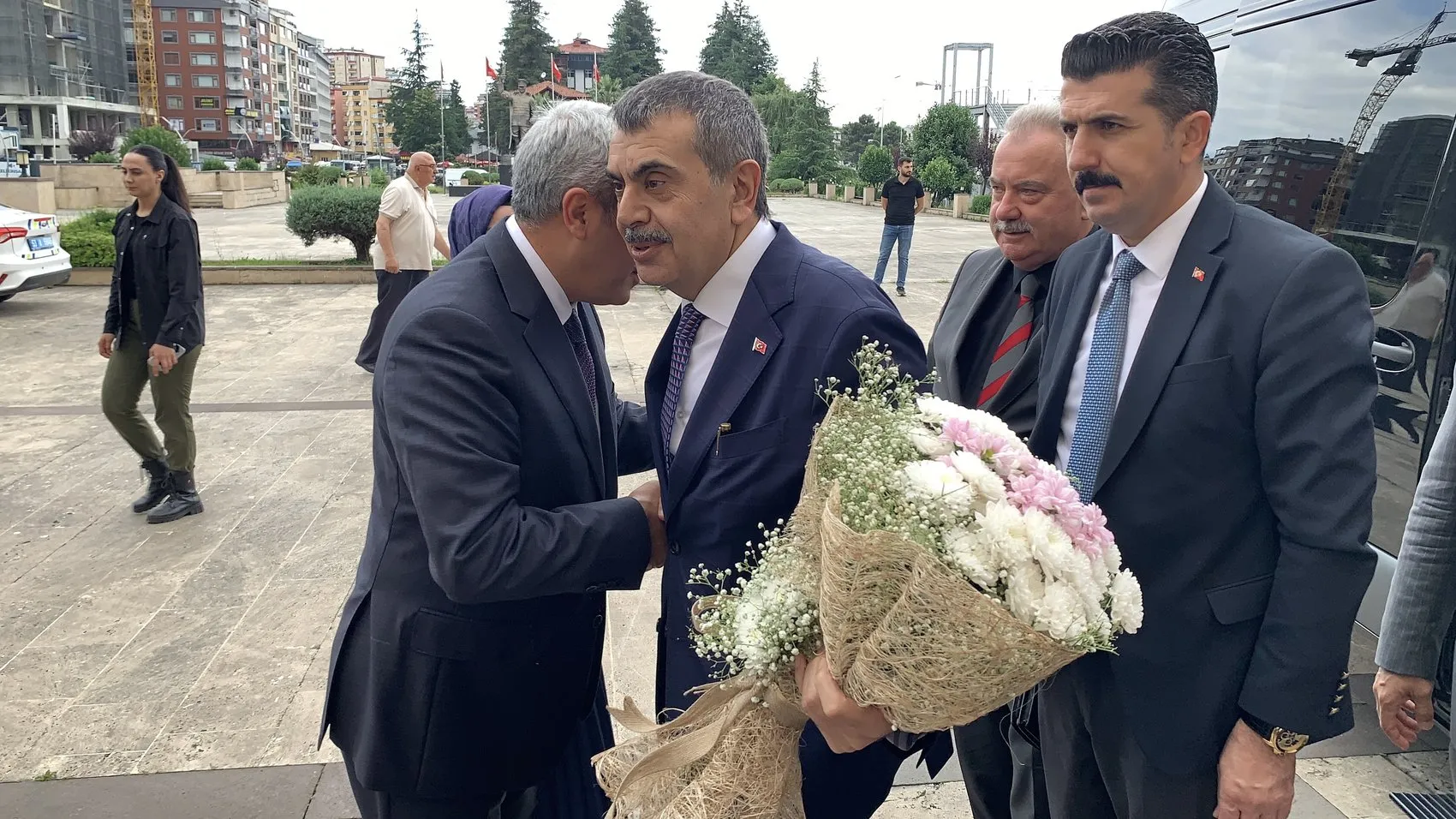 Milli Eğitim Bakanı Tekin yeni müfredatı savundu