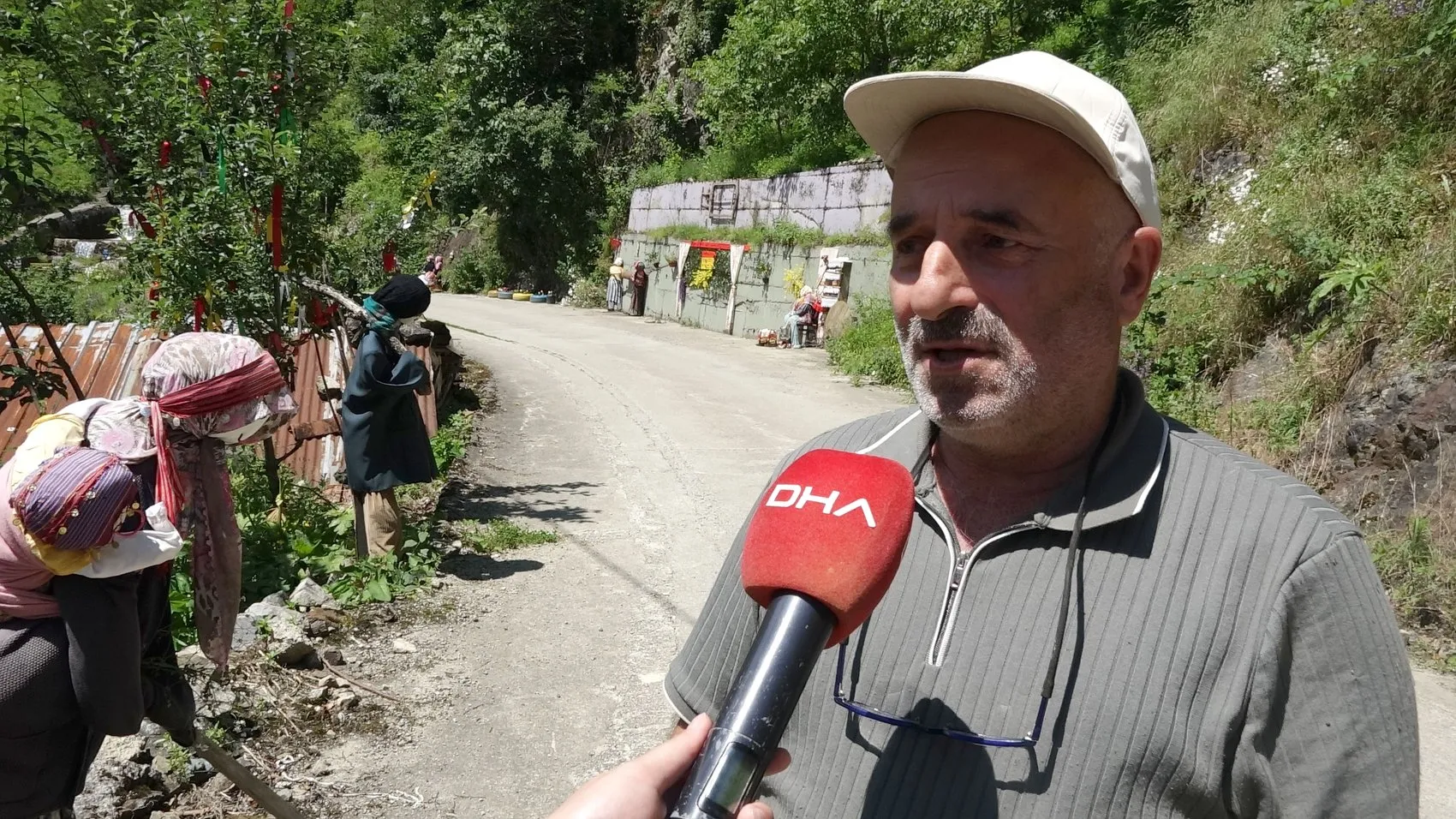 Trabzon Çaykara tarlaların eski bekçilerini turizme kazandırdı