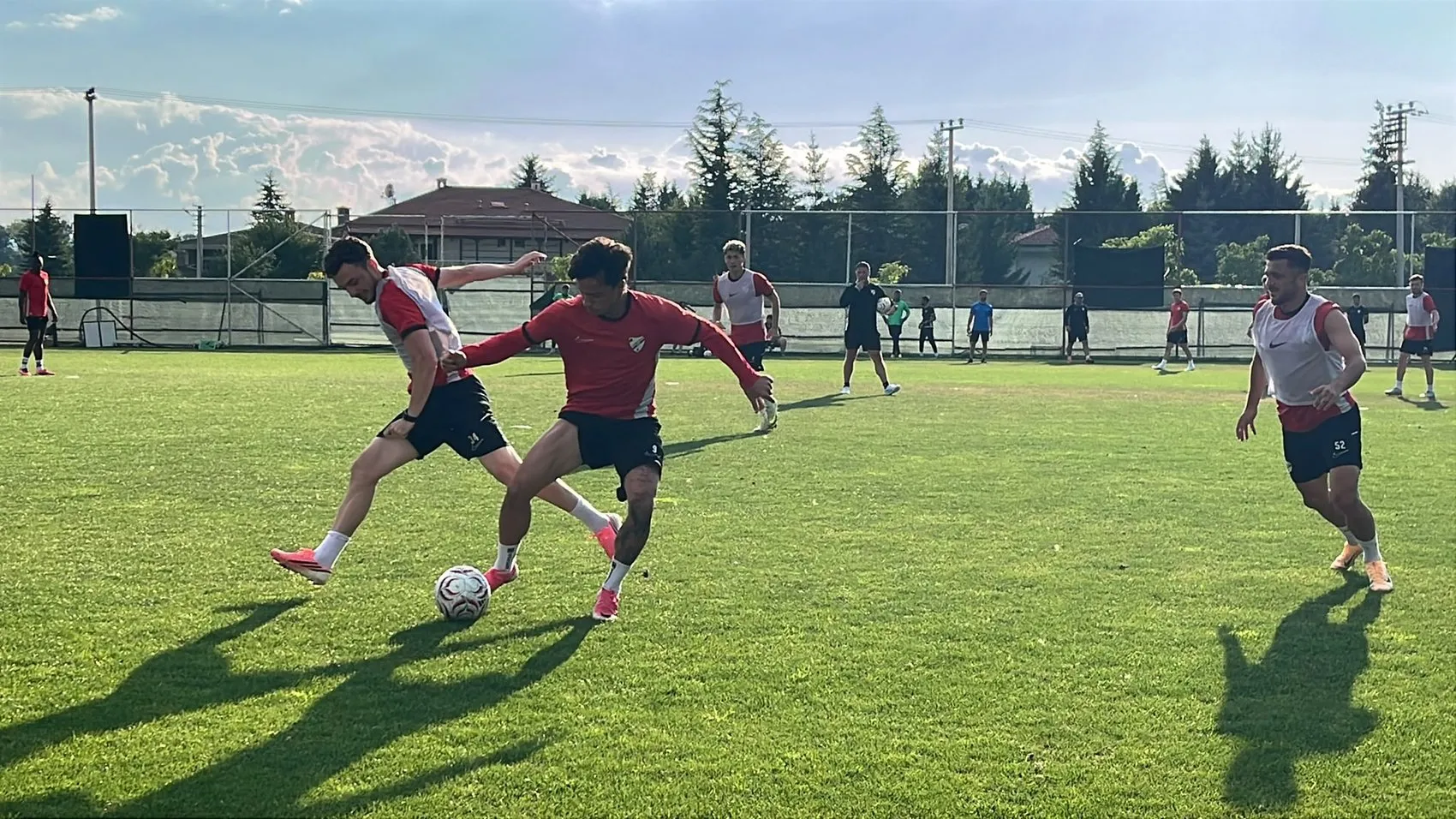 Boluspor'da yeni dönem Daniel Farrar hedefleri belirledi
