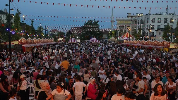 Fatih’te zaman yolculuğu başladı