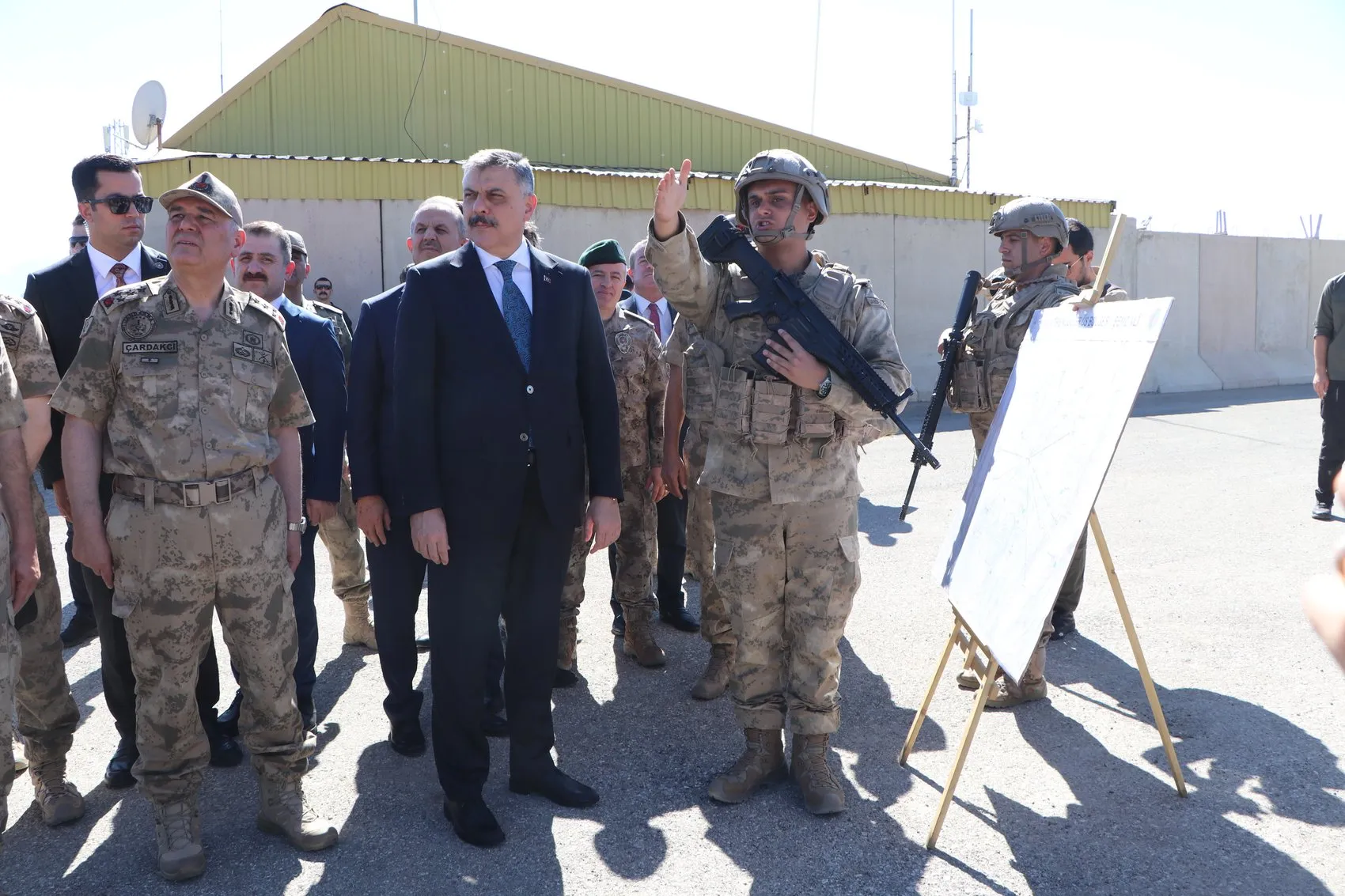 İçişleri Bakanı Çiftçi sınır hattındaki terörle mücadele stratejisini değerlendirdi