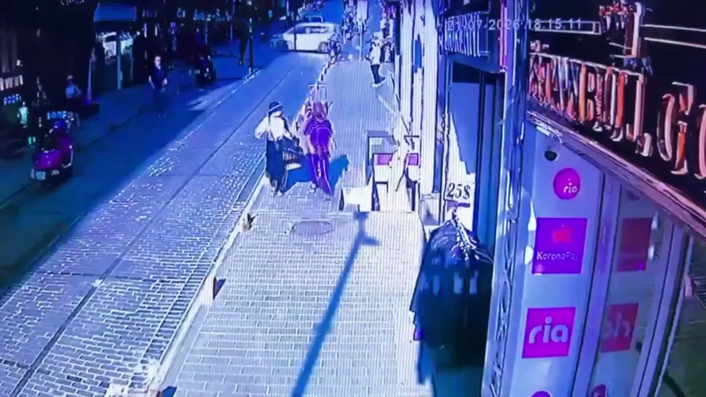 Fatih’te turistleri soyan çocukların suç dosyası şoke etti
