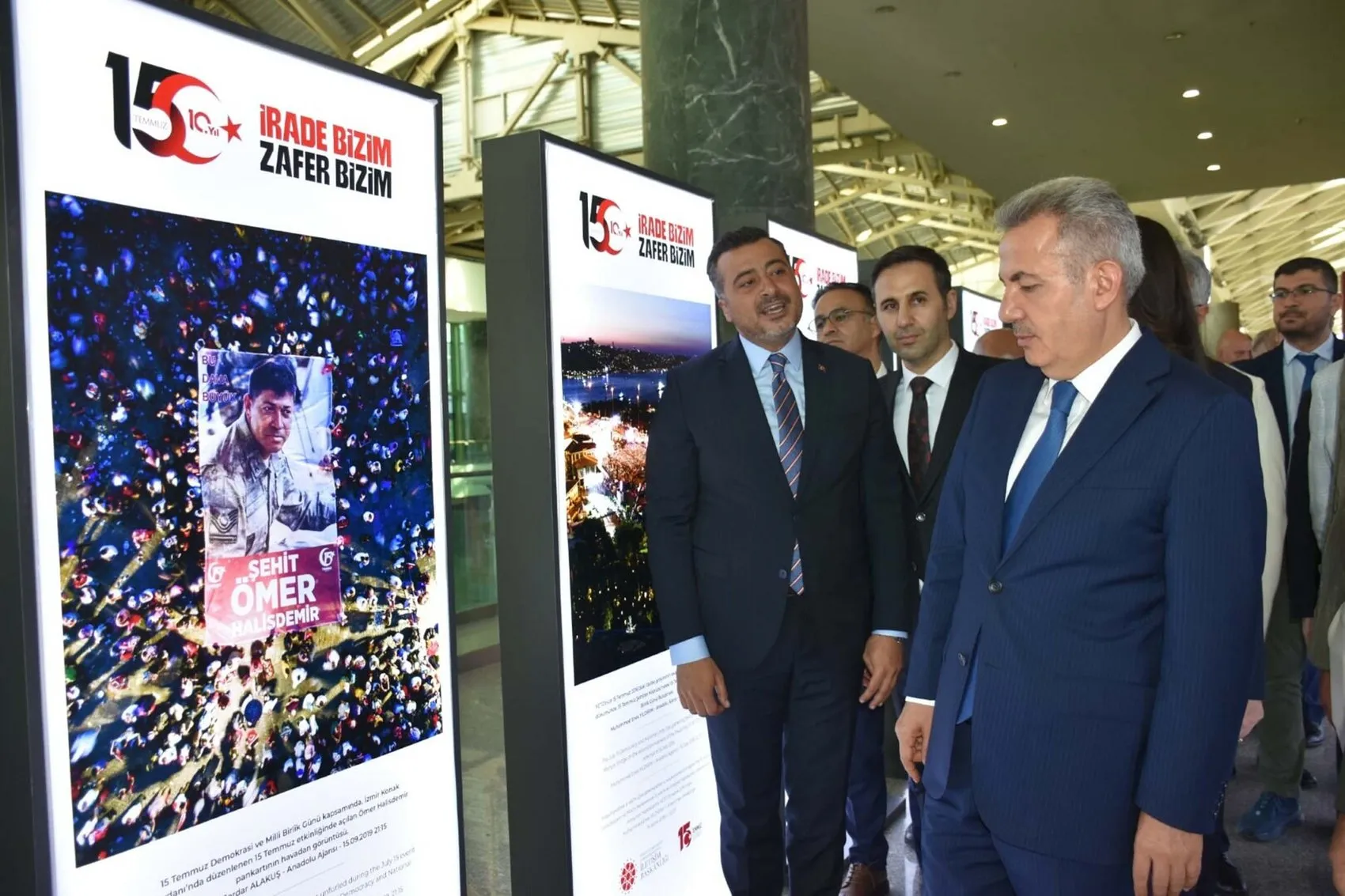 İzmir Havalimanı'nda 15 Temmuz'un izleri sergileniyor