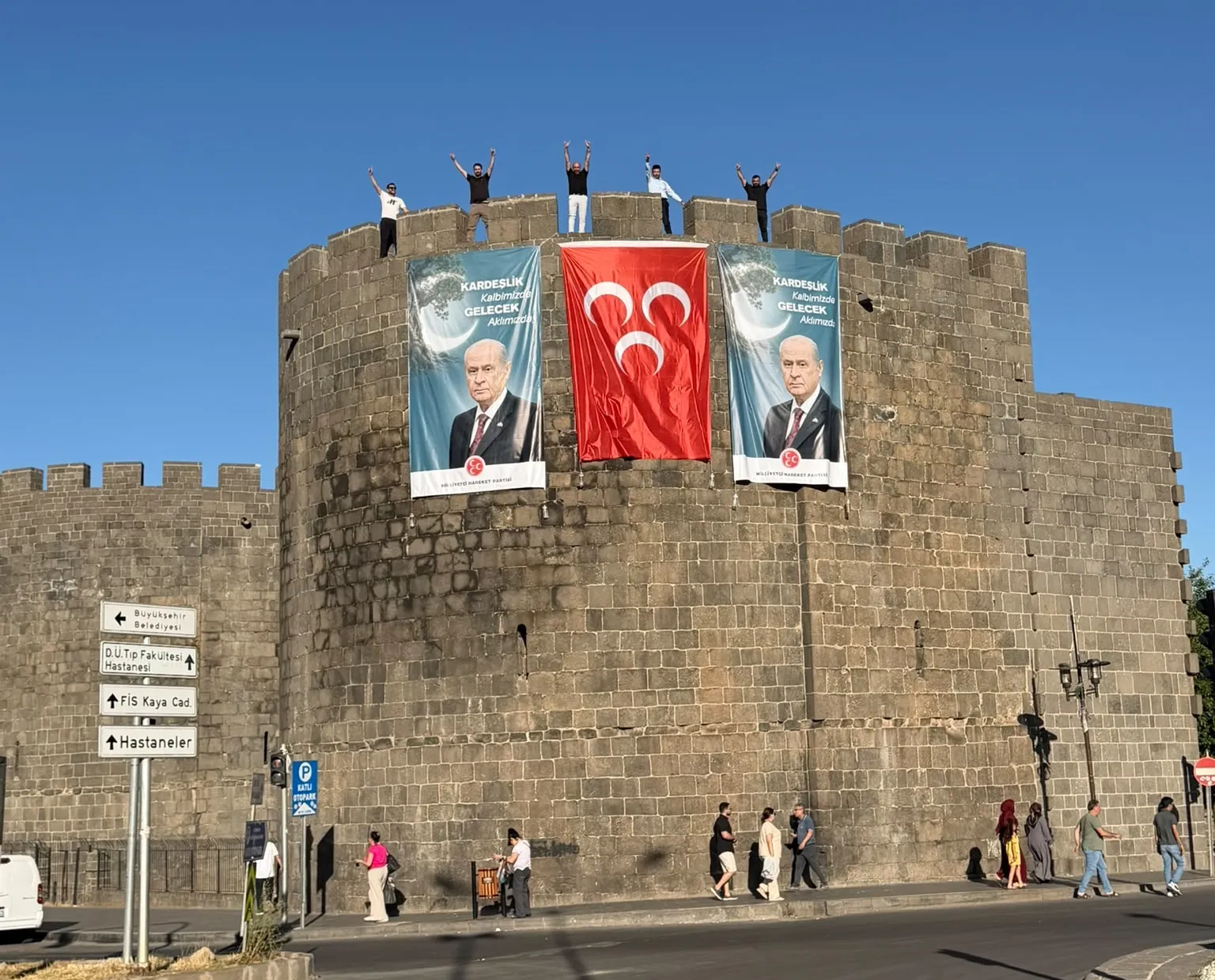 MHP'li Küçük Diyarbakır'da Terörsüz Türkiye vurgusu yaptı