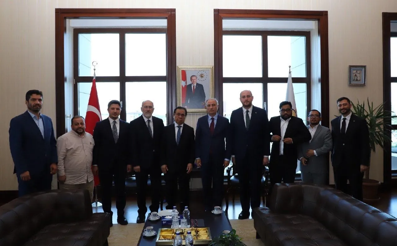 Moro’nun kader seçimi Ankara’da masaya yatırıldı