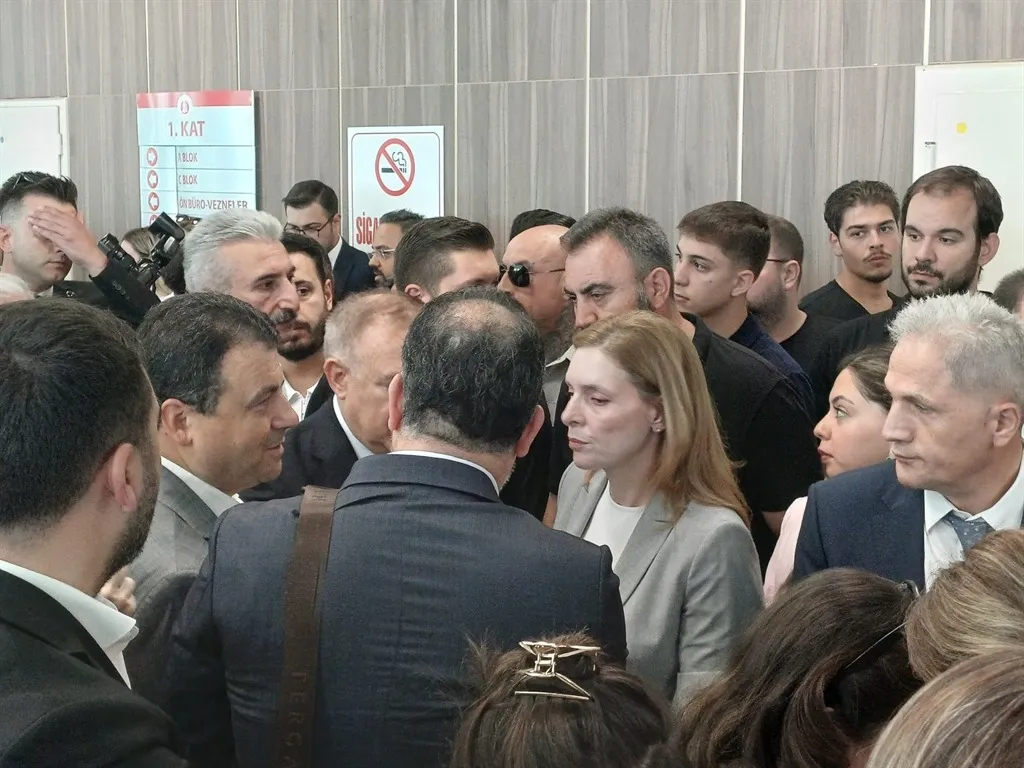 Bursa'da büyükşehir davasında 16 tahliye kararı çıktı