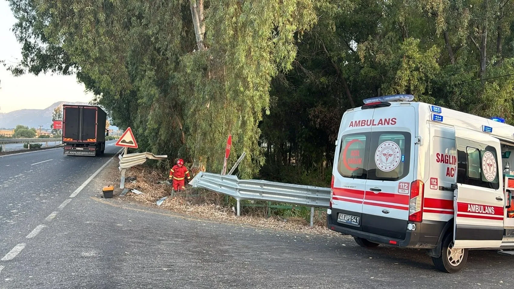 Muğla yolunda feci kaza 28 yaşındaki sürücü hayatını kaybetti