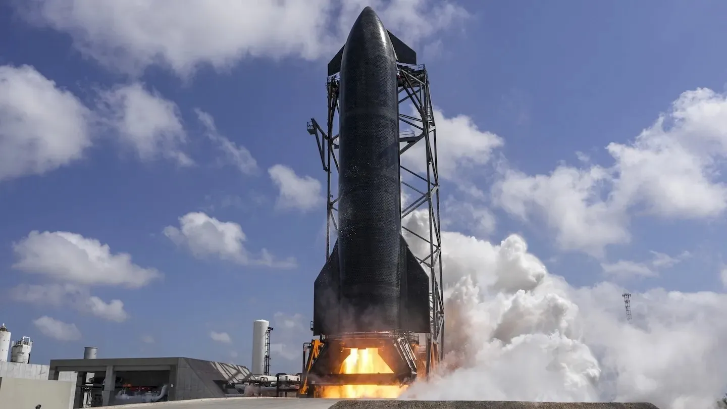 SpaceX, 100 bin Gen3 Starlink uydusu için FCC'ye başvurdu