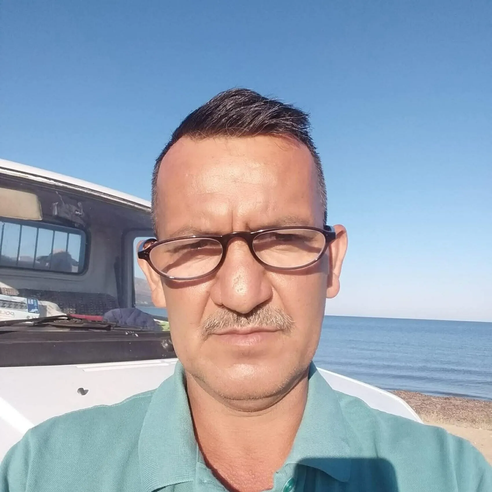 Milas’ta balkonda uyuyan adam hayatını kaybetti