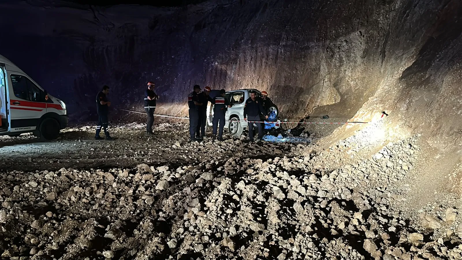Bolu'da gece vakti orman yolunda feci kaza
