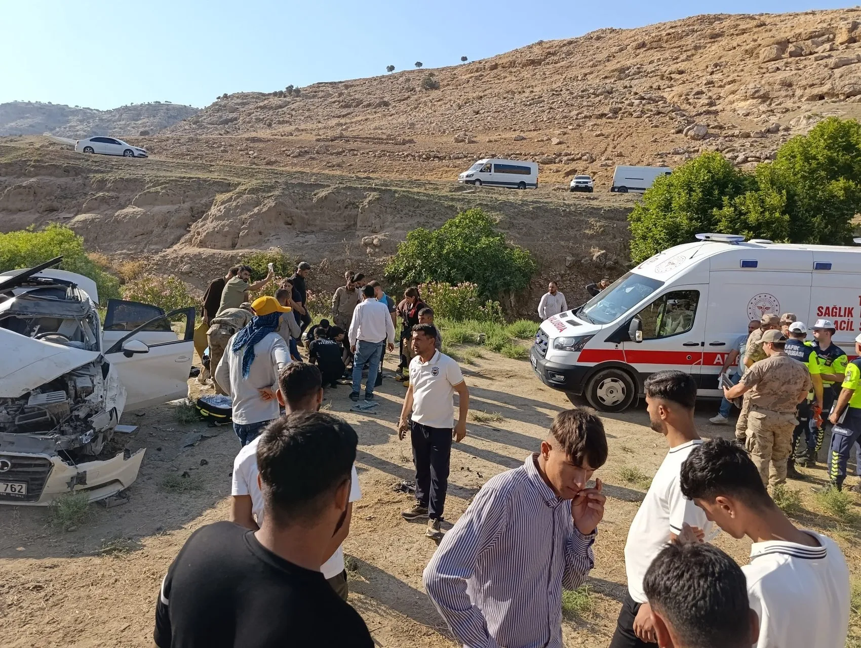 Şırnak'ta gece vakti feci kaza Dört kişi yaşam mücadelesi veriyor