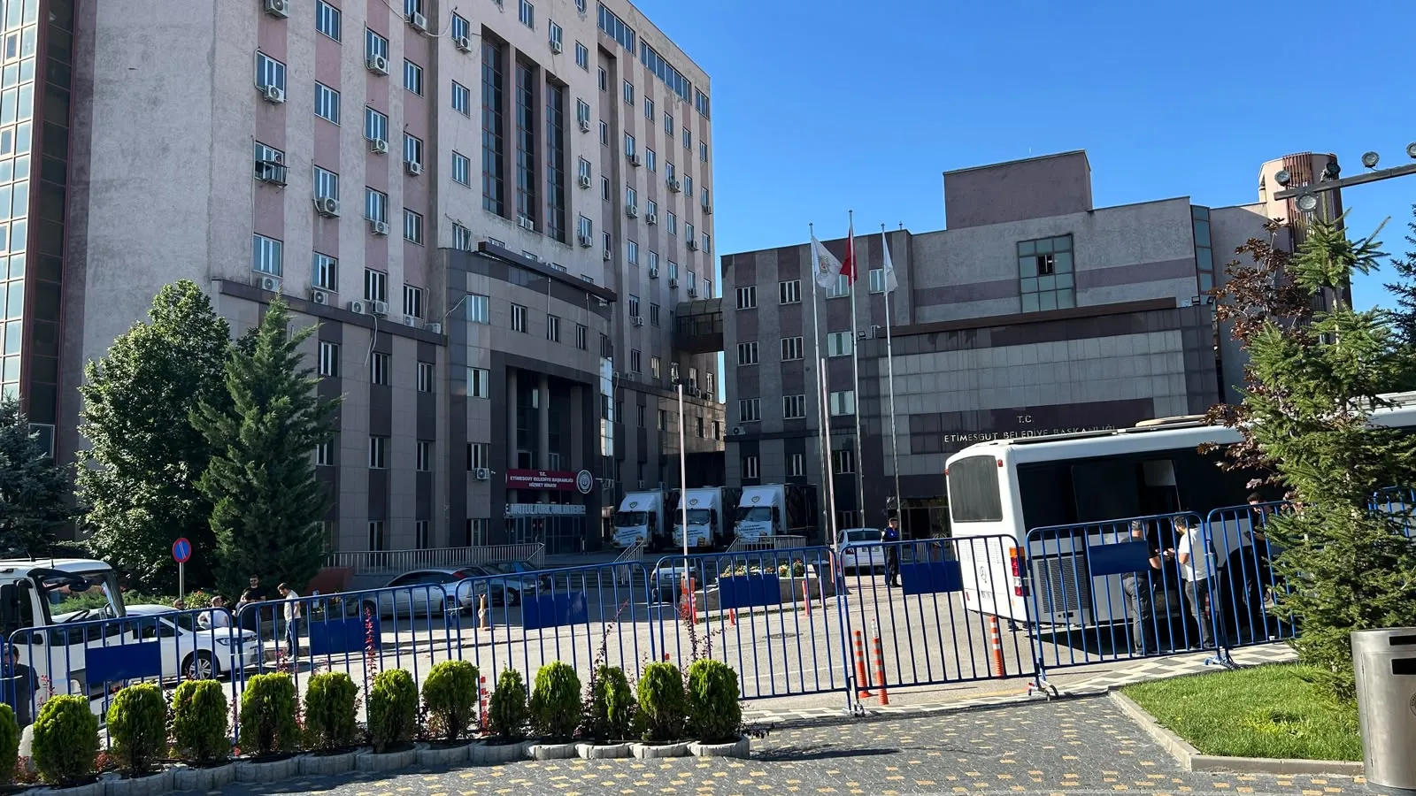 Etimesgut Belediyesi'ne yolsuzluk operasyonu