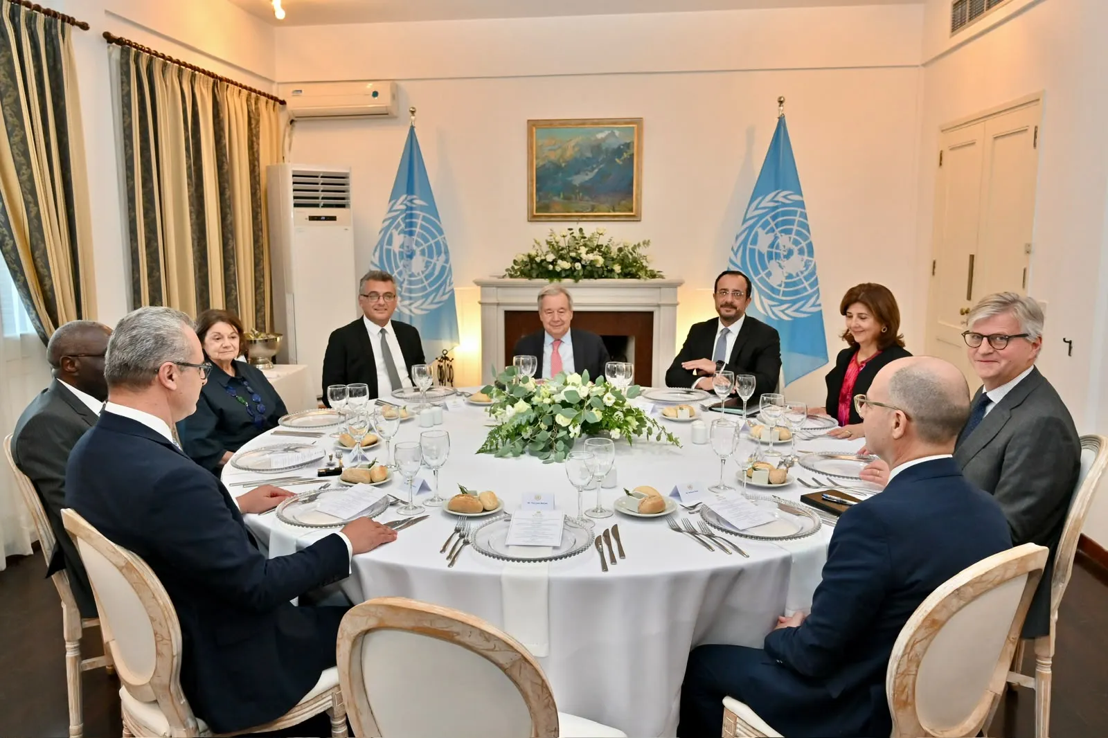 Kıbrıs için kritik zirve öncesi akşam yemeği