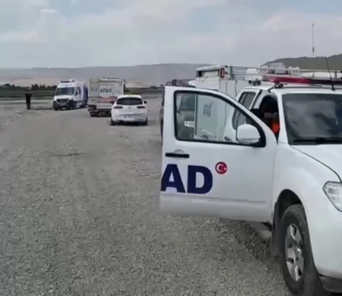 Silvan'da çaya giren 32 yaşındaki adamdan haber alınamıyor