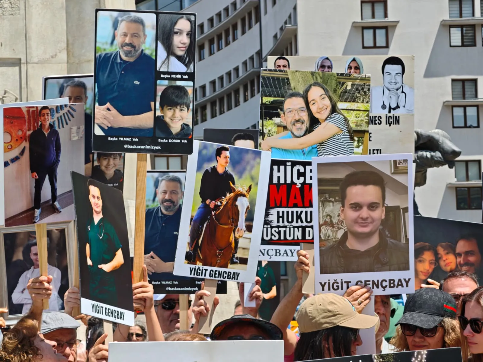 Kartalkaya yangını mağdurları adalet arayışı için Ankara'ya yürüdü