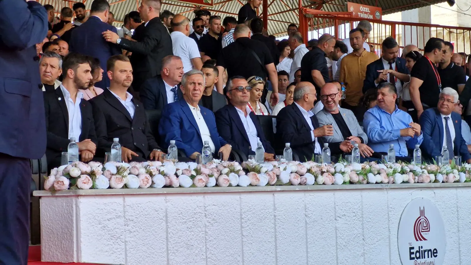 Ali Koç ve Mansur Yavaş Kırkpınar er meydanında buluştu