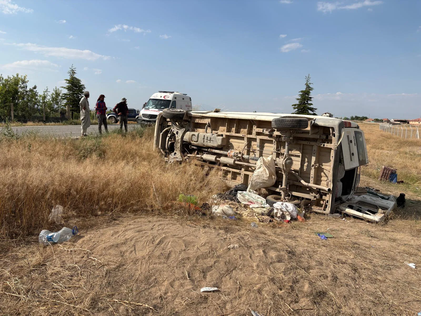Konya’da tarım işçilerini taşıyan araç devrildi