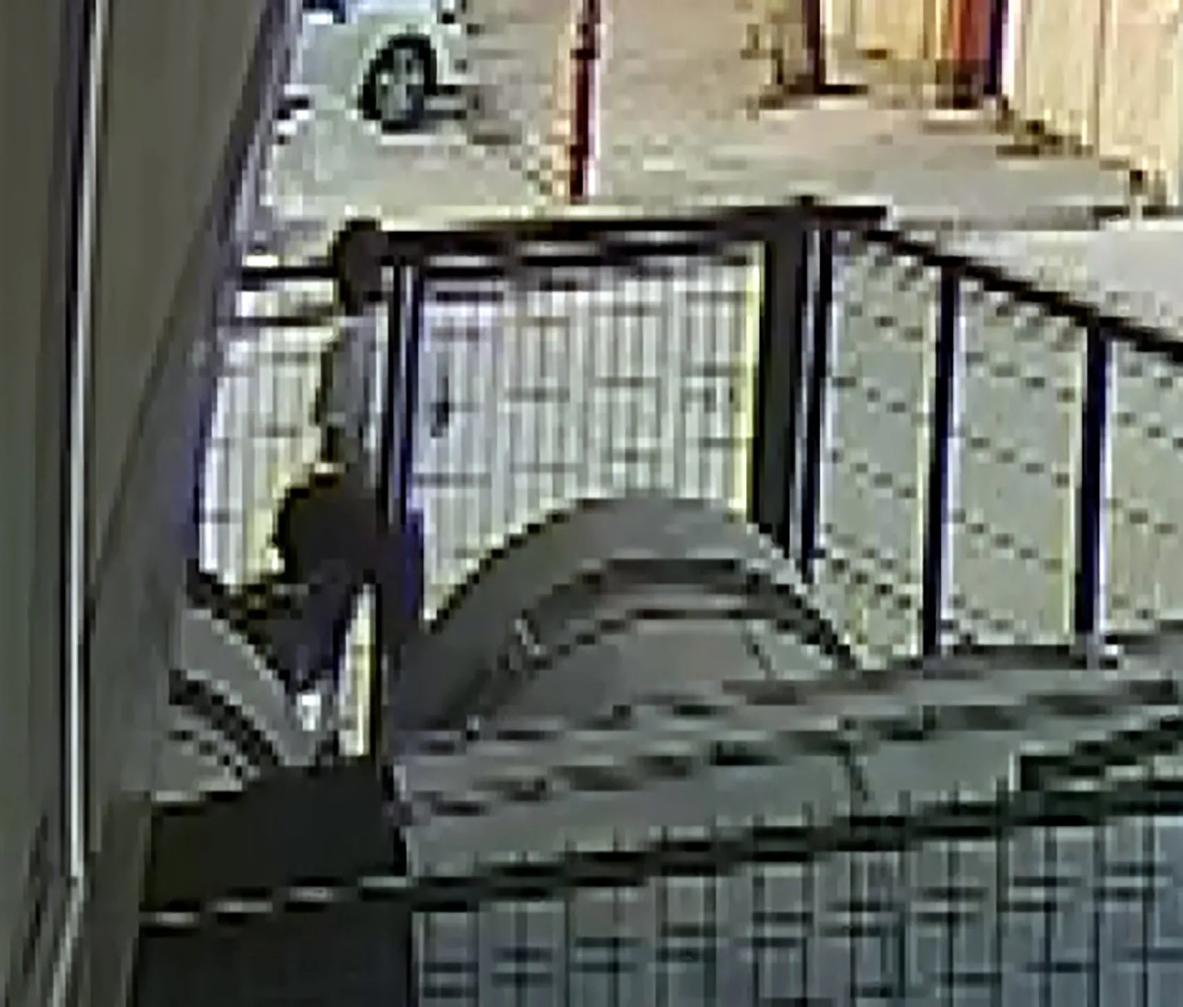 Hastaneye refakatçi kılığında girip motosiklet çaldı