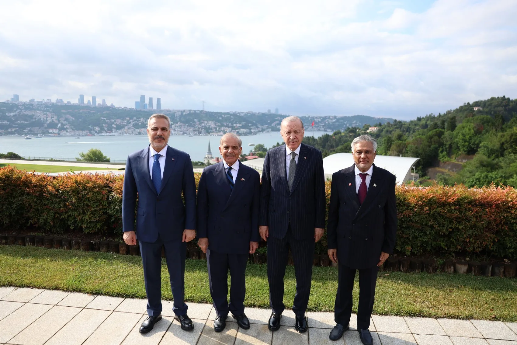 Erdoğan ve Şerif'ten ticaret ve savunma sanayii mesajı