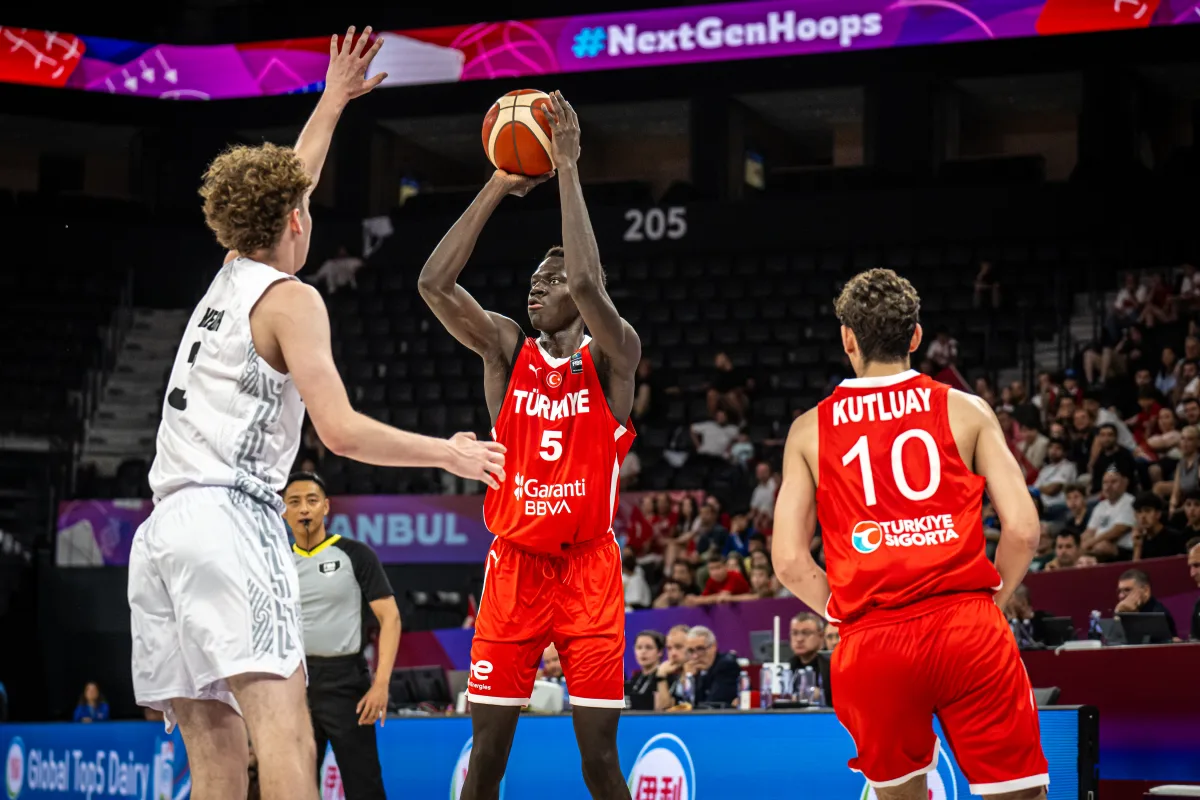 U17 Milli Takım çeyrek finalde İzmir gurur yaşıyor