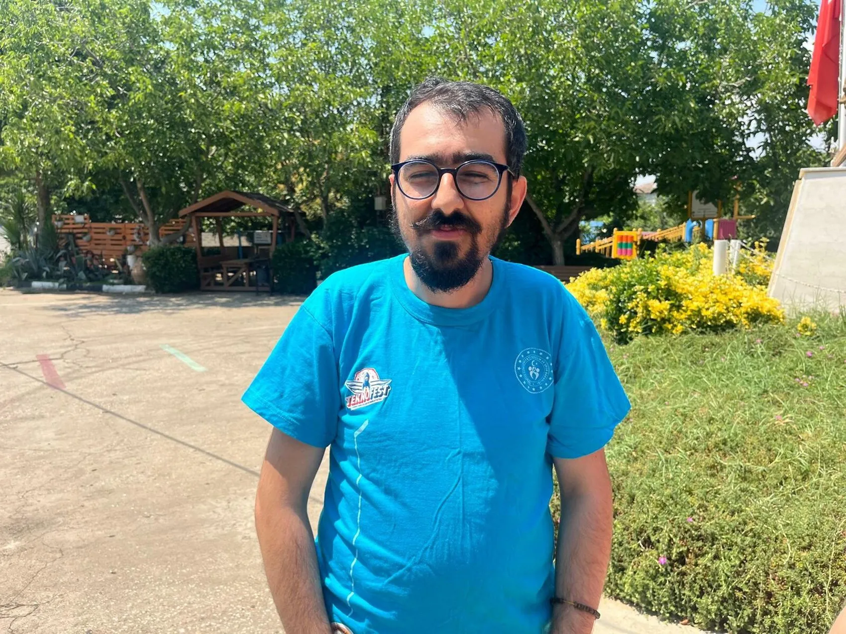İzmir'de öğrencilere Sevgi İzi dövmesi Kaybolan artık hemen bulunacak