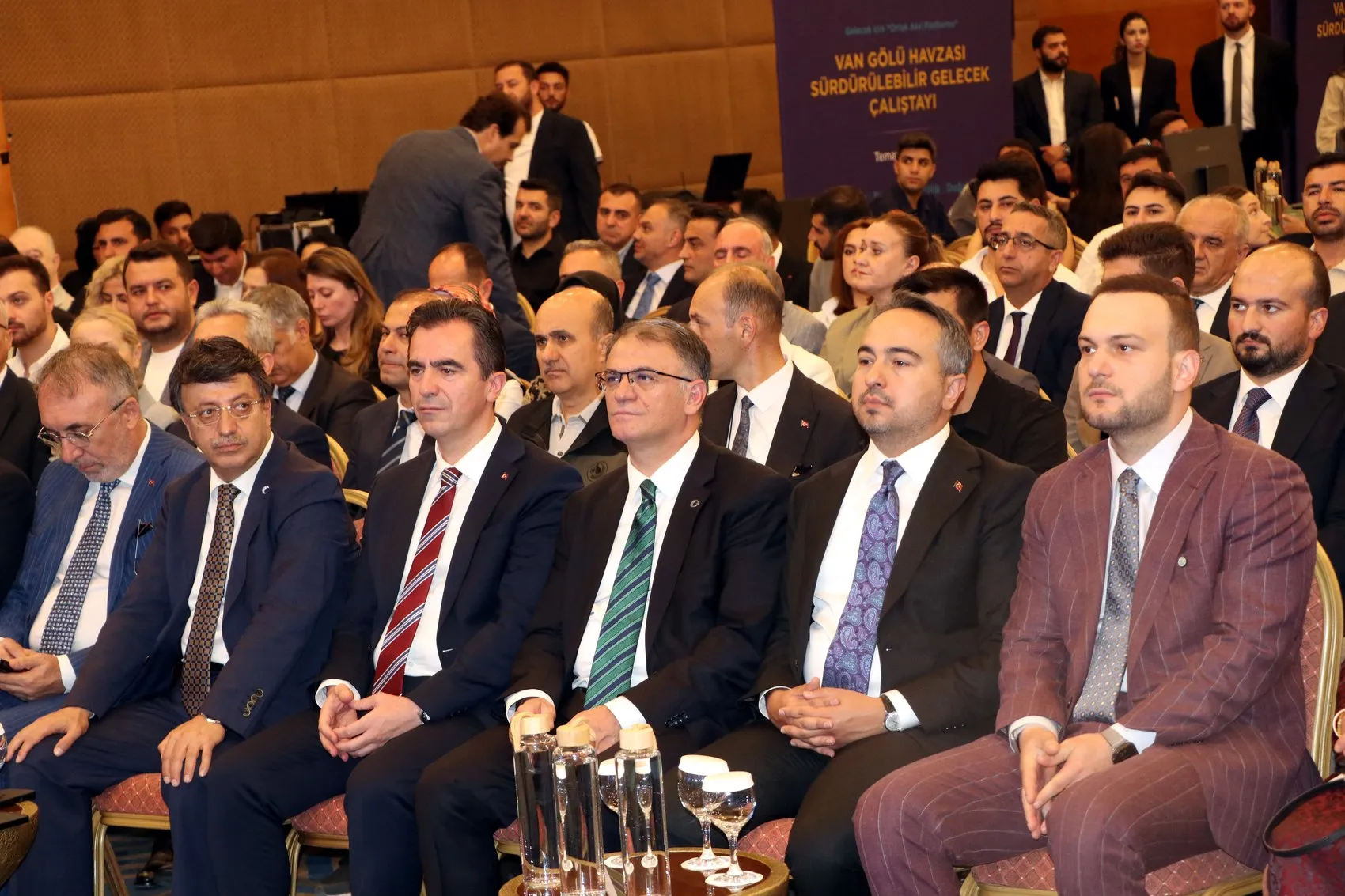 Van Gölü’nü kurtarmak için 2050 vizyonu masaya yatırıldı