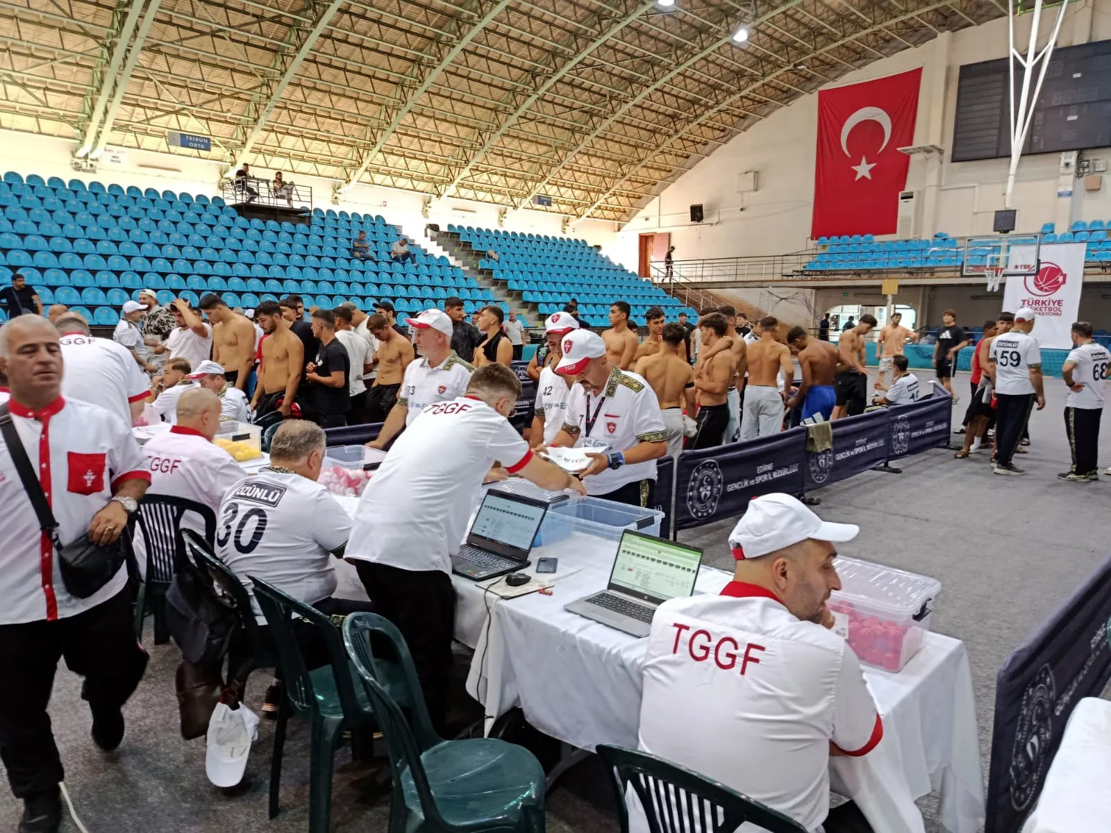 Kırkpınar er meydanına çıkacak pehlivanlar belli oldu