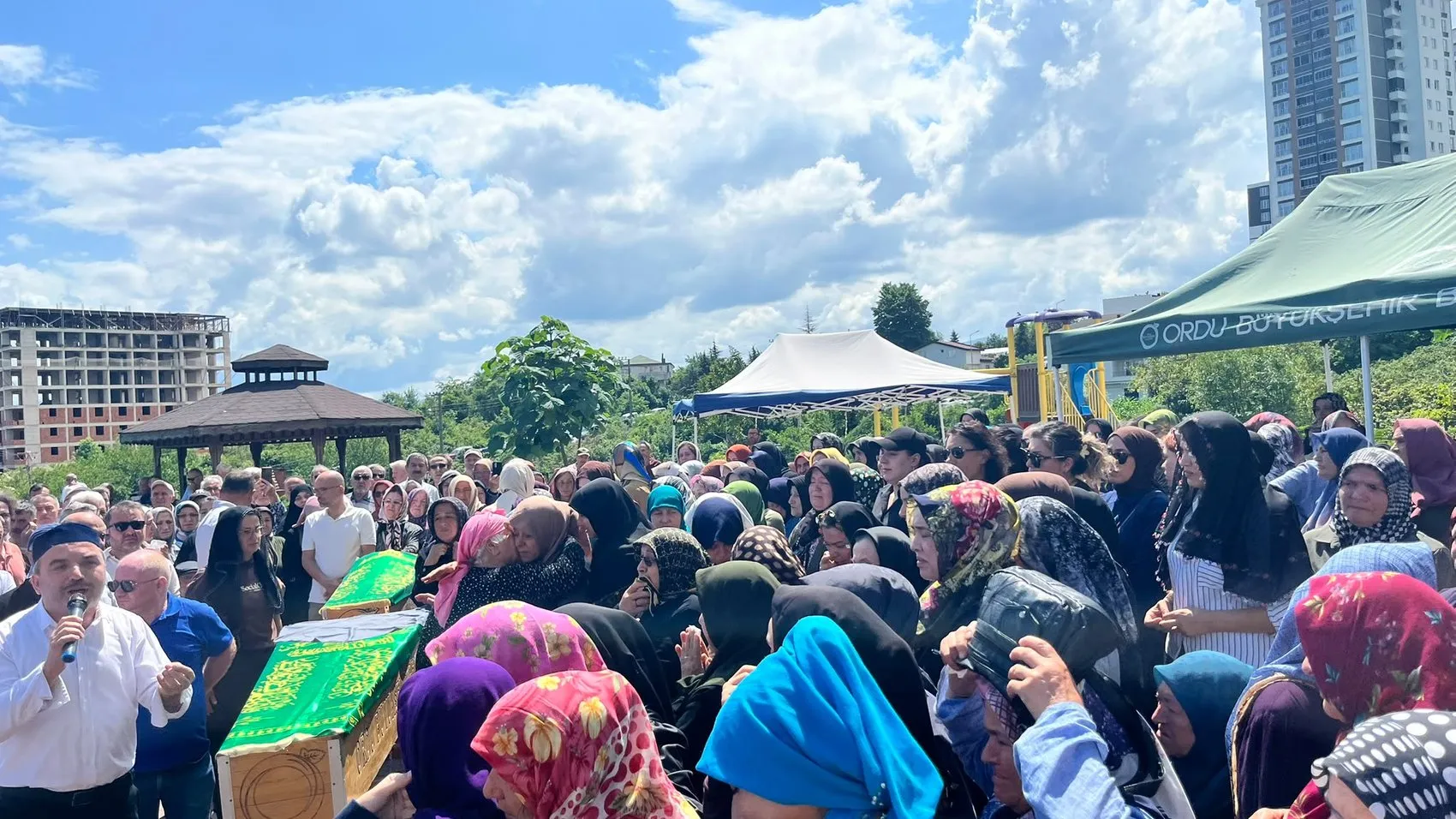 Fatsa'da aile faciasına yol açan emekli imam teslim oldu