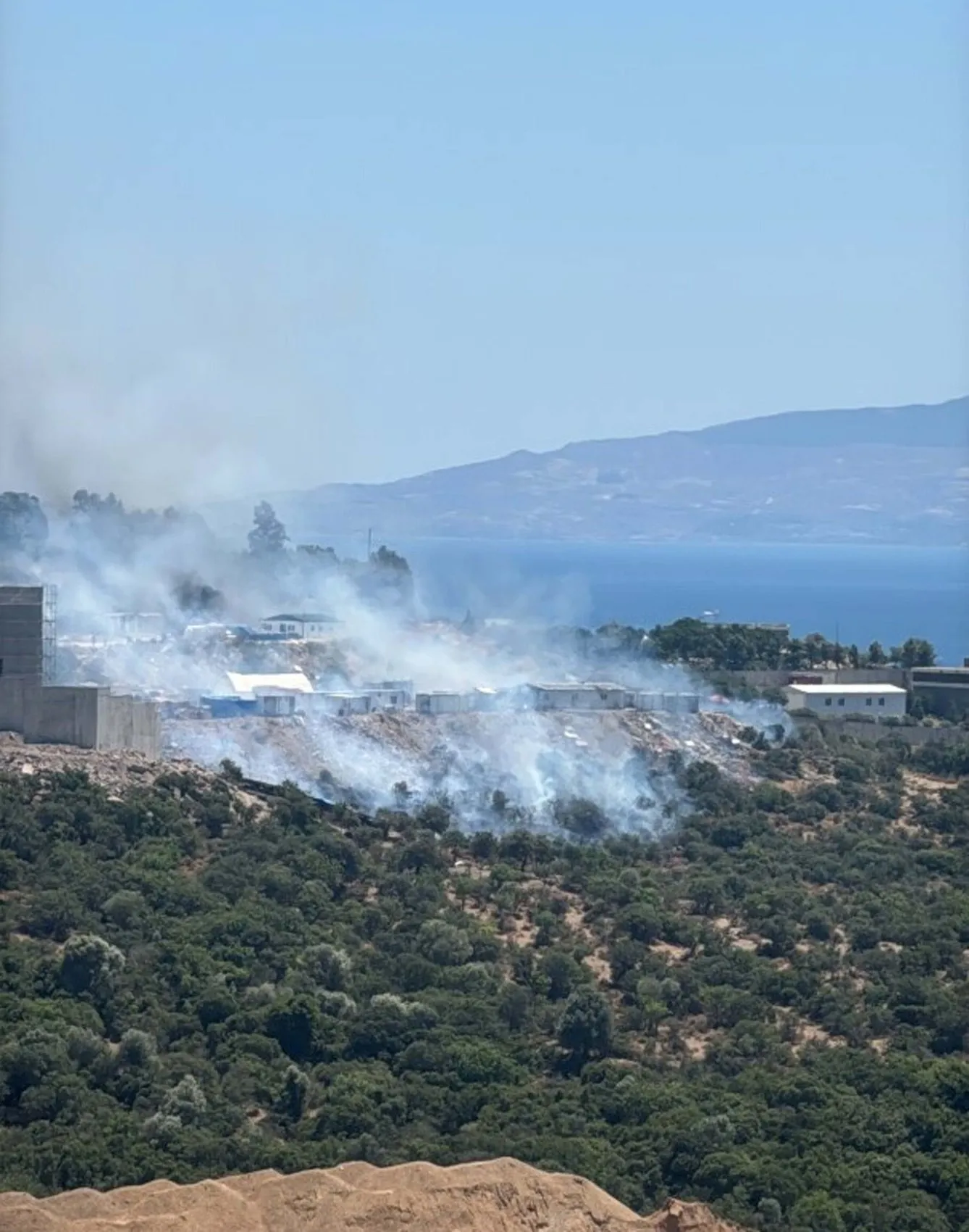 Bodrum’da şantiye yangını ormana sıçradı