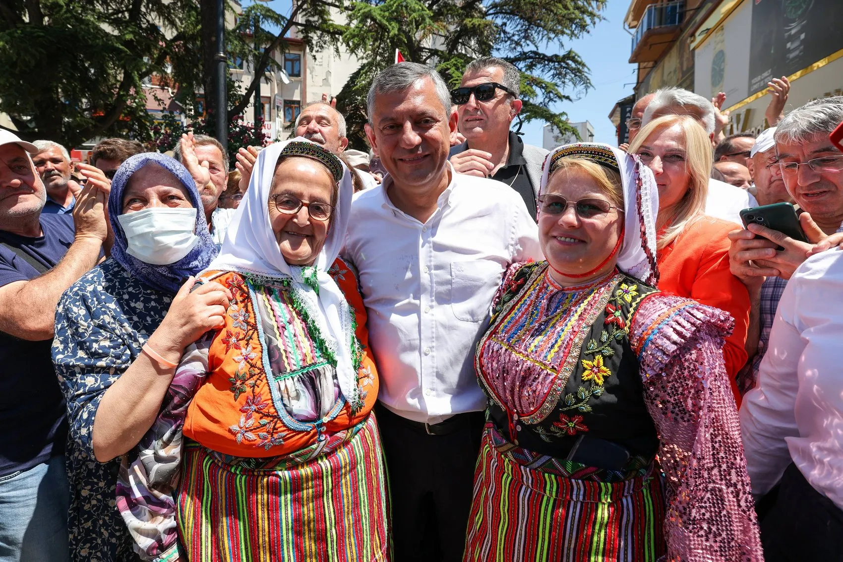 Özgür Özel rotayı çizdi Bir daha ikinci olmayacağız