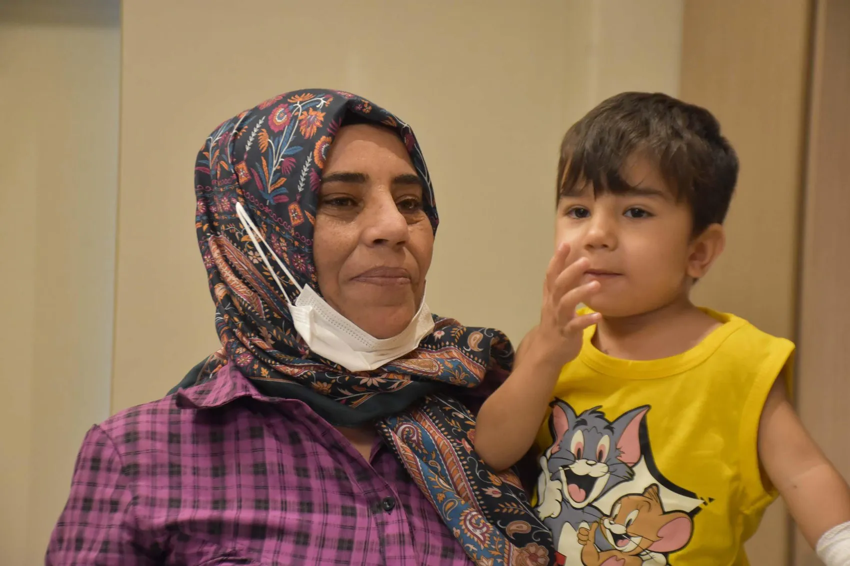 İki çocuğunu kaybeden anne oğluna can oldu