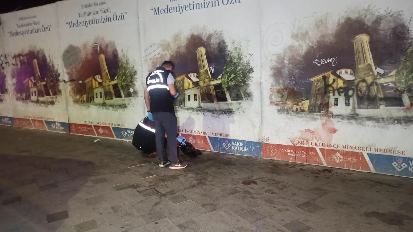 Konya merkezde gece yarısı bıçaklı kavga