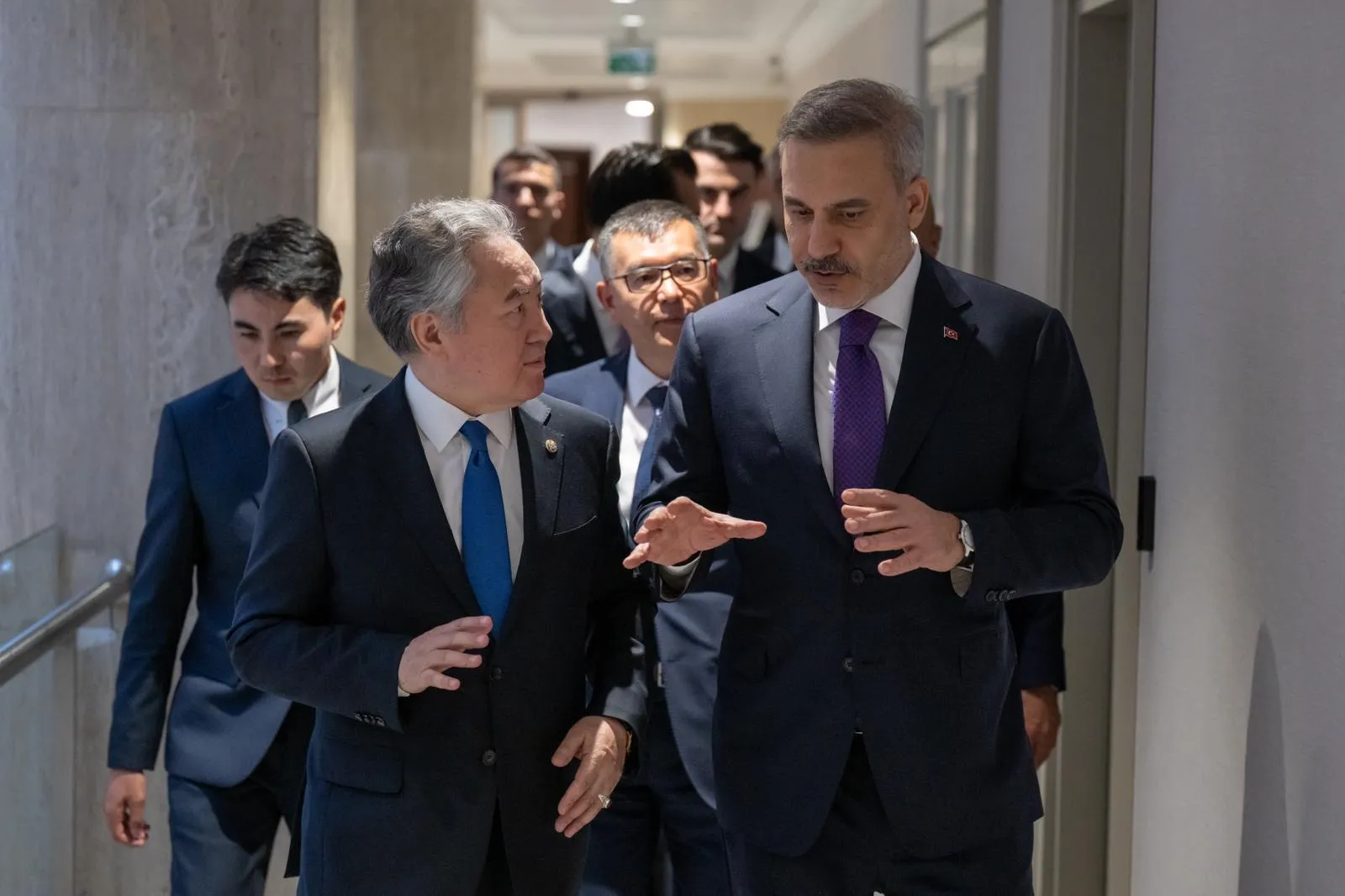 Ankara'da Kırgızistan ile kritik diplomasi mesaisi