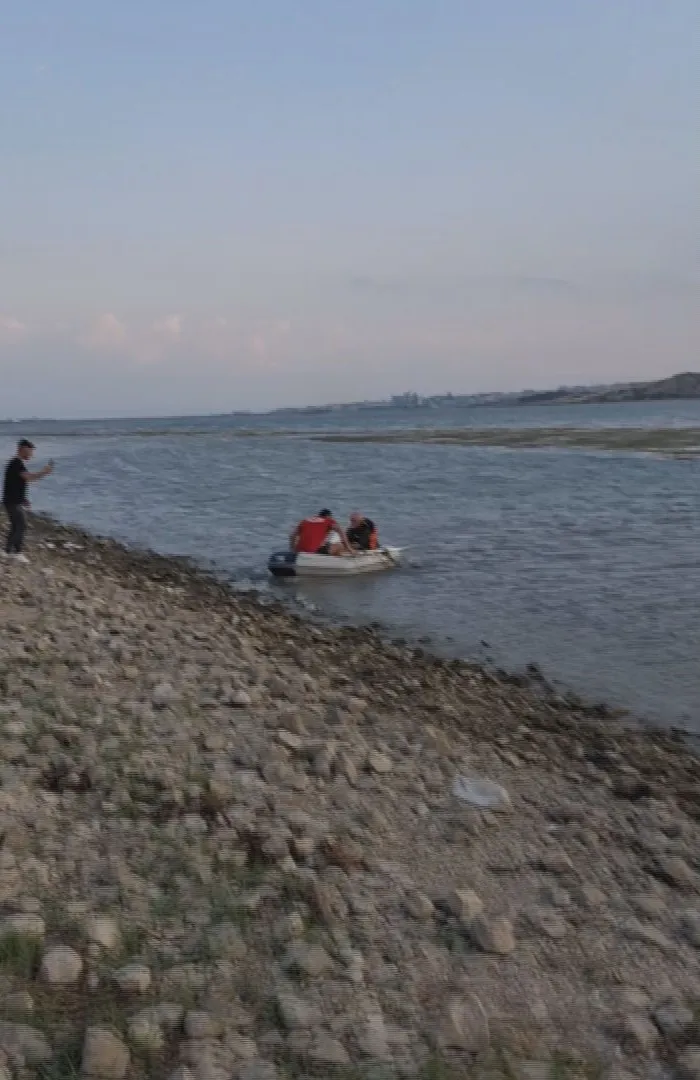 İzinli İtfaiyeci Fırtınada Mahsur Kalan Balıkçıları Kurtardı