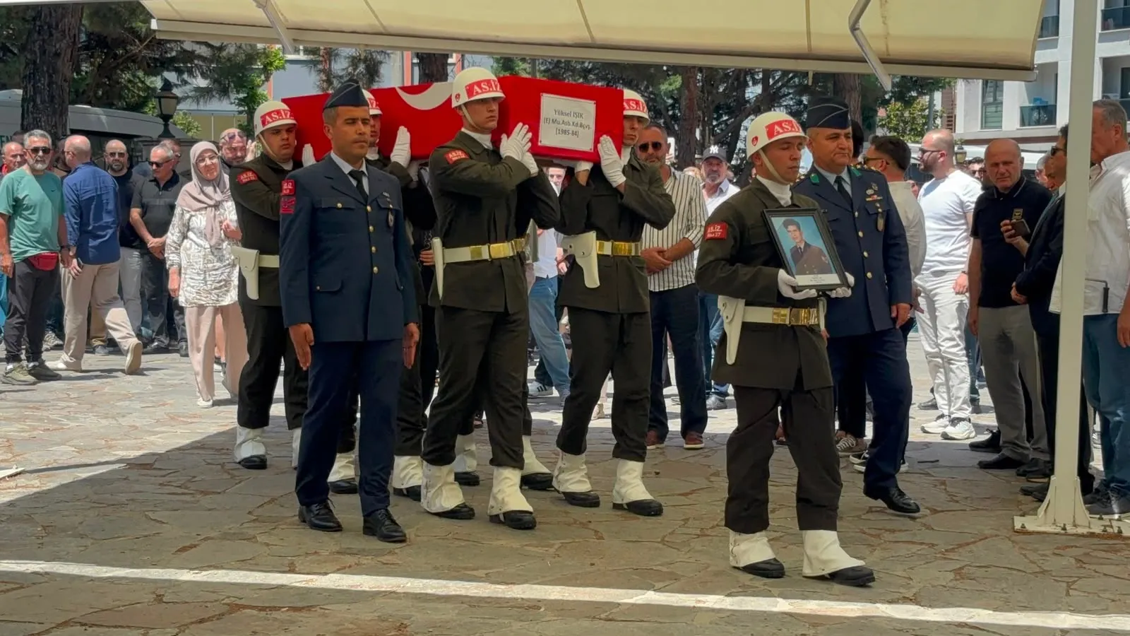 Cilo Dağı’nda hayatını kaybeden Yüksel Işık Bursa’da son yolculuğuna uğurlandı