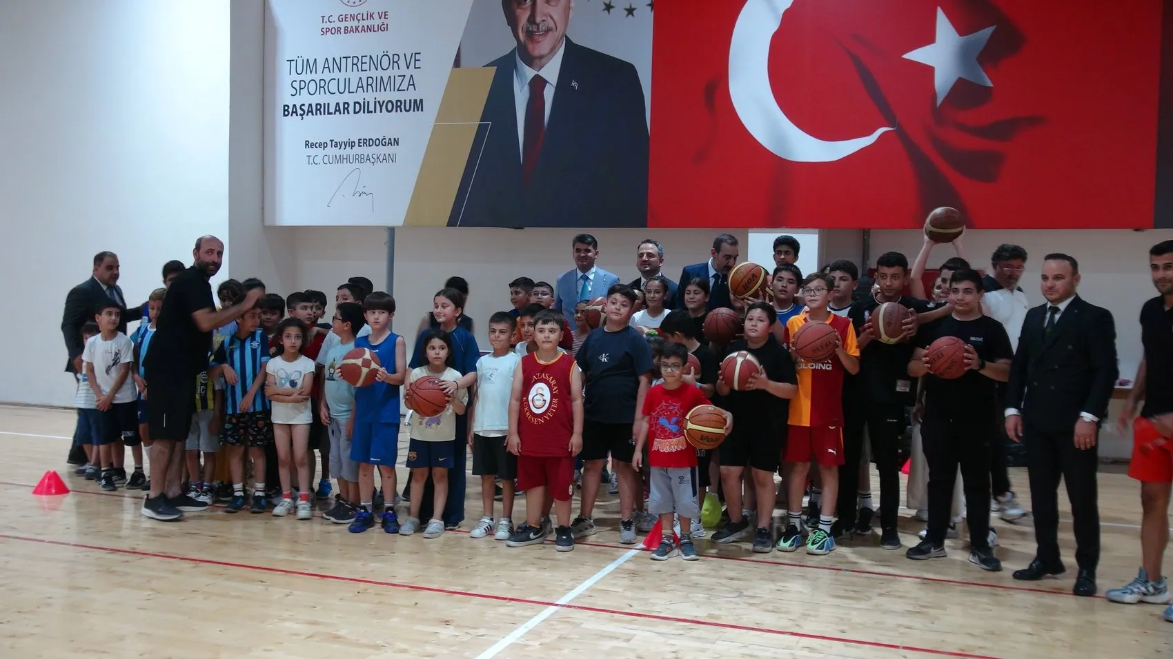 Bakan Yardımcısı Eminoğlu Kilis gençleriyle buluştu