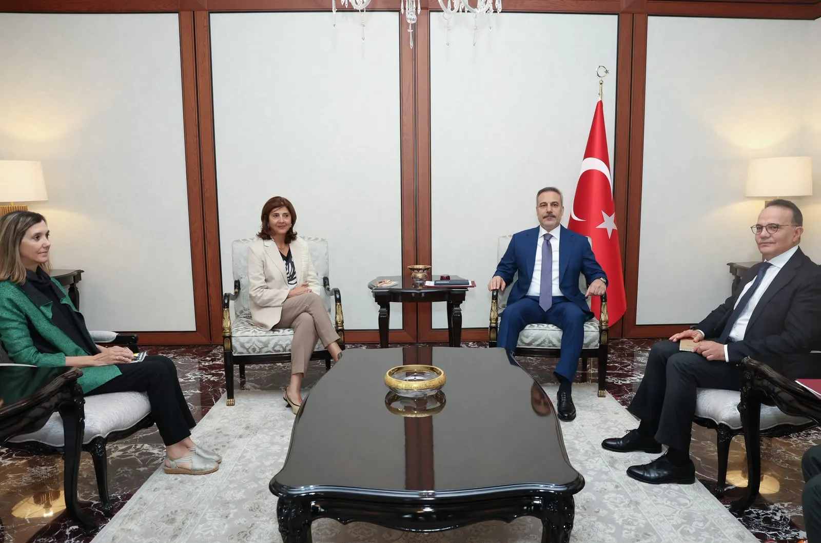 Hakan Fidan Kıbrıs Temsilcisi Cuellar ile Ankara'da görüştü