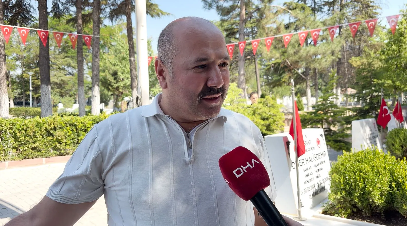 Ömer Halisdemir onuncu yılında kabri başında anılıyor