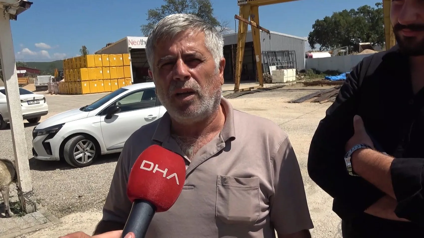Bursa'da Kangal yavrularına sahip çıkan veterinerler hayata döndürdü