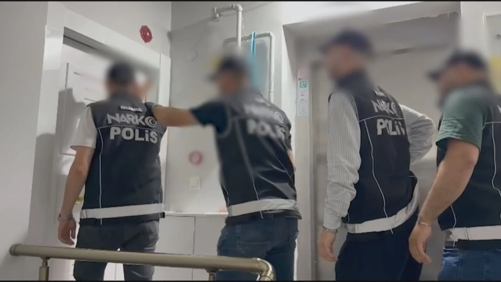 İstanbul narkotik ekiplerinden üç ilçede eş zamanlı operasyon