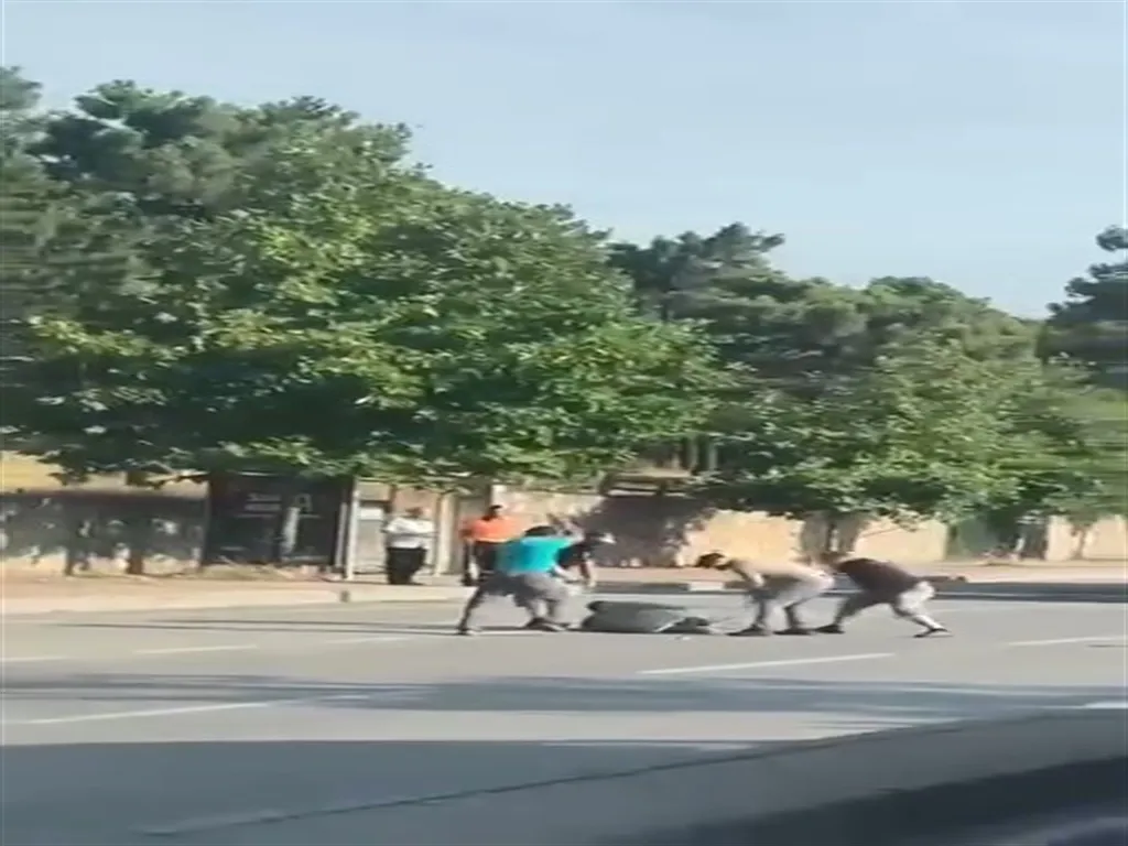 Gebze’de trafikte sopalı dehşet saçan 4 kişi tutuklandı