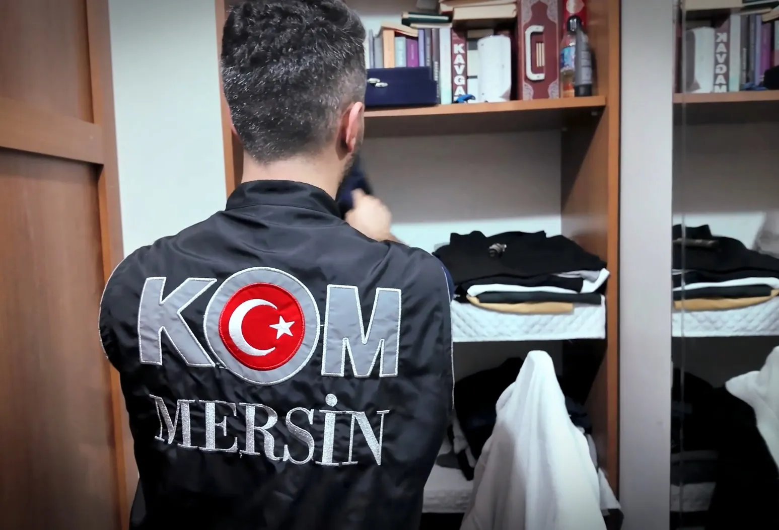 Mersin merkezli geniş çaplı FETÖ operasyonu başladı