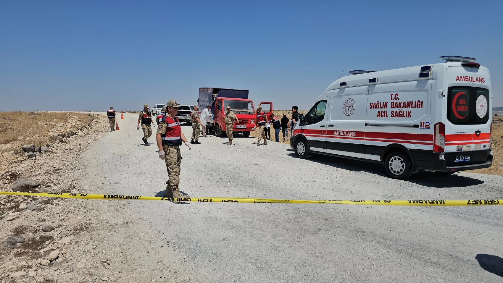 Şanlıurfa'da araç içinde şüpheli ölüm