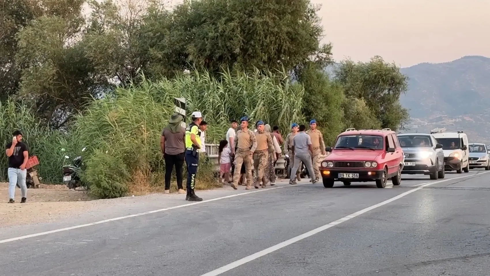 Aydın’da serinlemek için girdiği nehirde iki çocuk kayboldu
