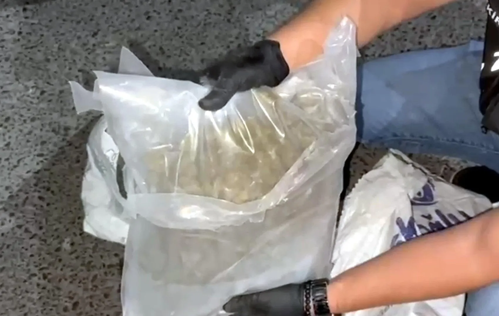 Çorlu'da 18 milyonluk zehir sevkiyatına polis engeli