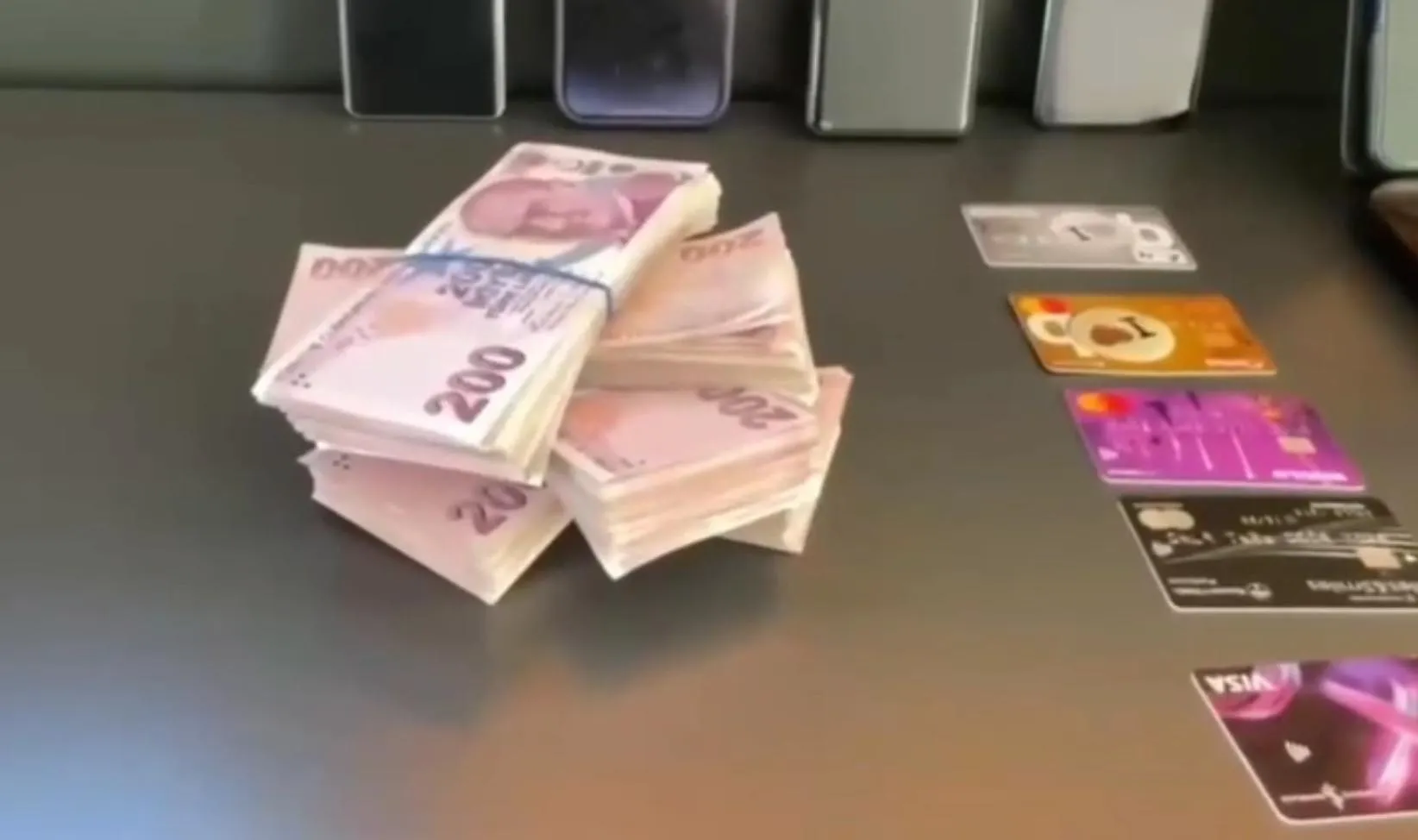 Yatırım vaadiyle milyonları çaldılar